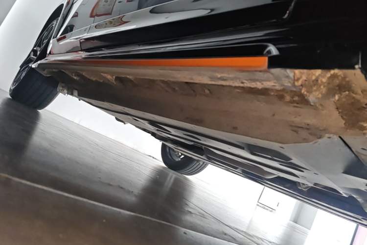Used CHANGAN UNI-T 2022 1.5T Prestige Version Right Side Sill