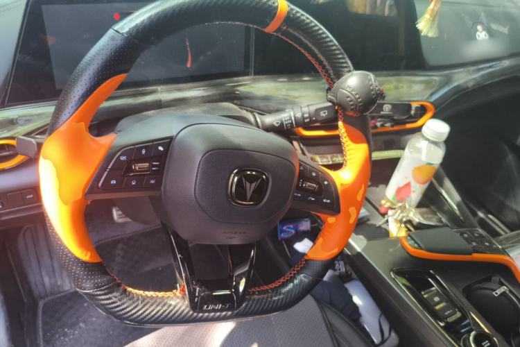Used CHANGAN UNI-T 2022 1.5T Sport Edition Flagship Version Steering Wheel