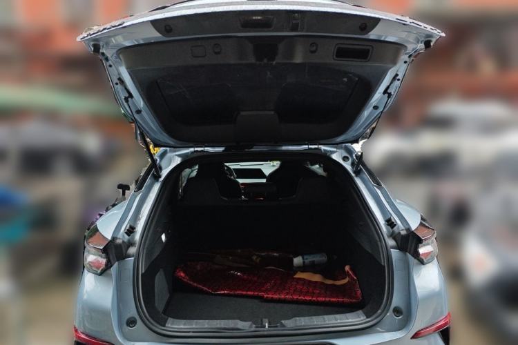 Used CHANGAN UNI-T 2022 1.5T Sport Edition Premium Version Trunk
