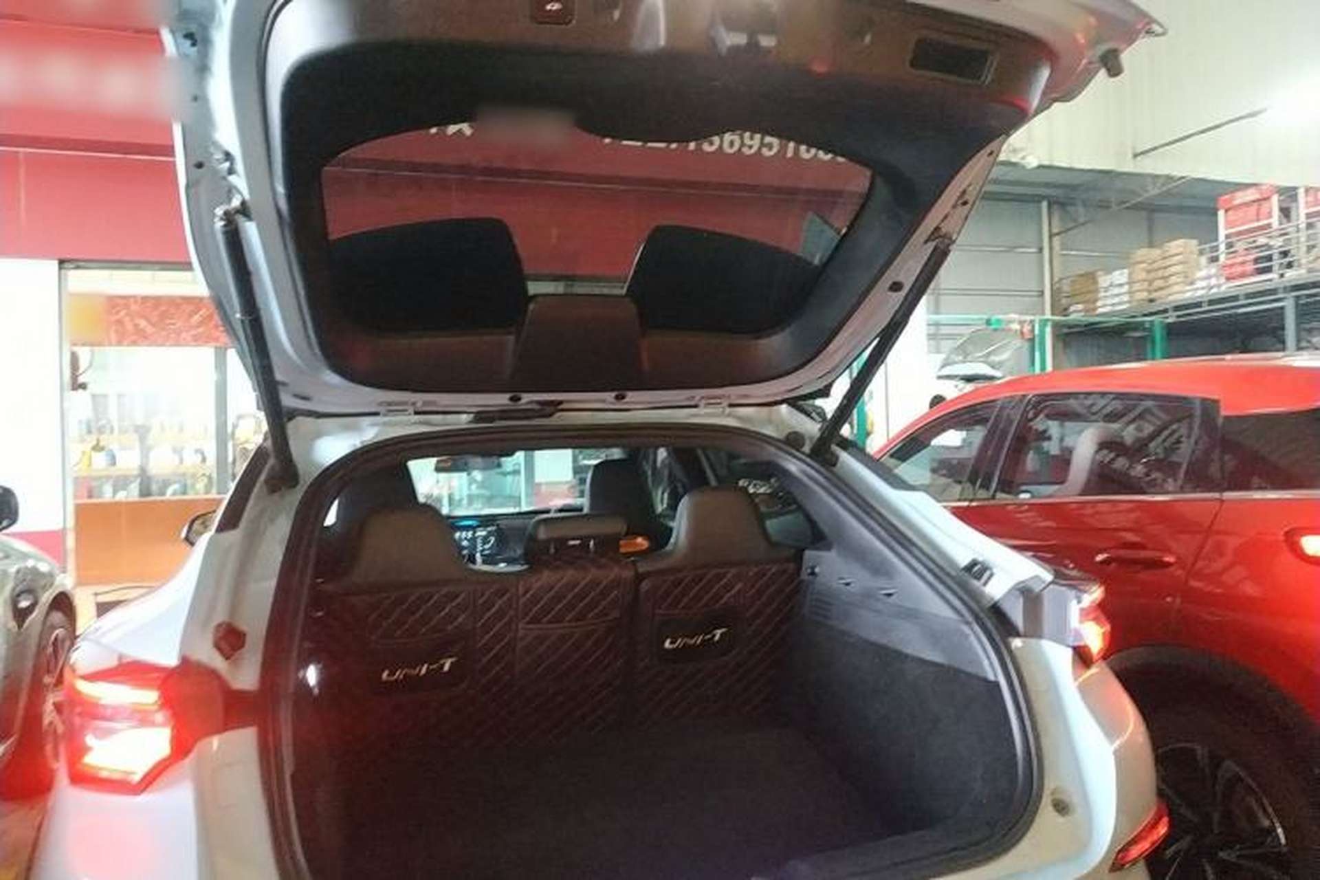 Used CHANGAN UNI-T 2022 2.0T Sport Edition Flagship Version Trunk