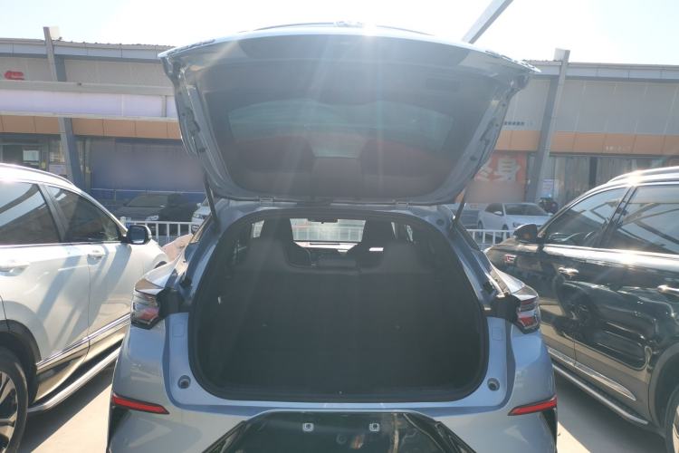Used CHANGAN UNI-T 2022 1.5T Sport Edition Premium Version Trunk
