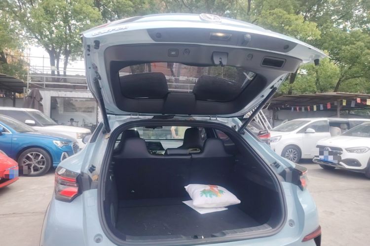 Used CHANGAN UNI-T 2022 2.0T Sport Edition Flagship Version Trunk