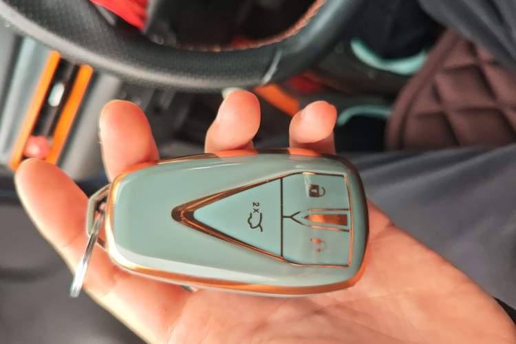 Used CHANGAN UNI-T 2022 1.5T Prestige Version Vehicle Key