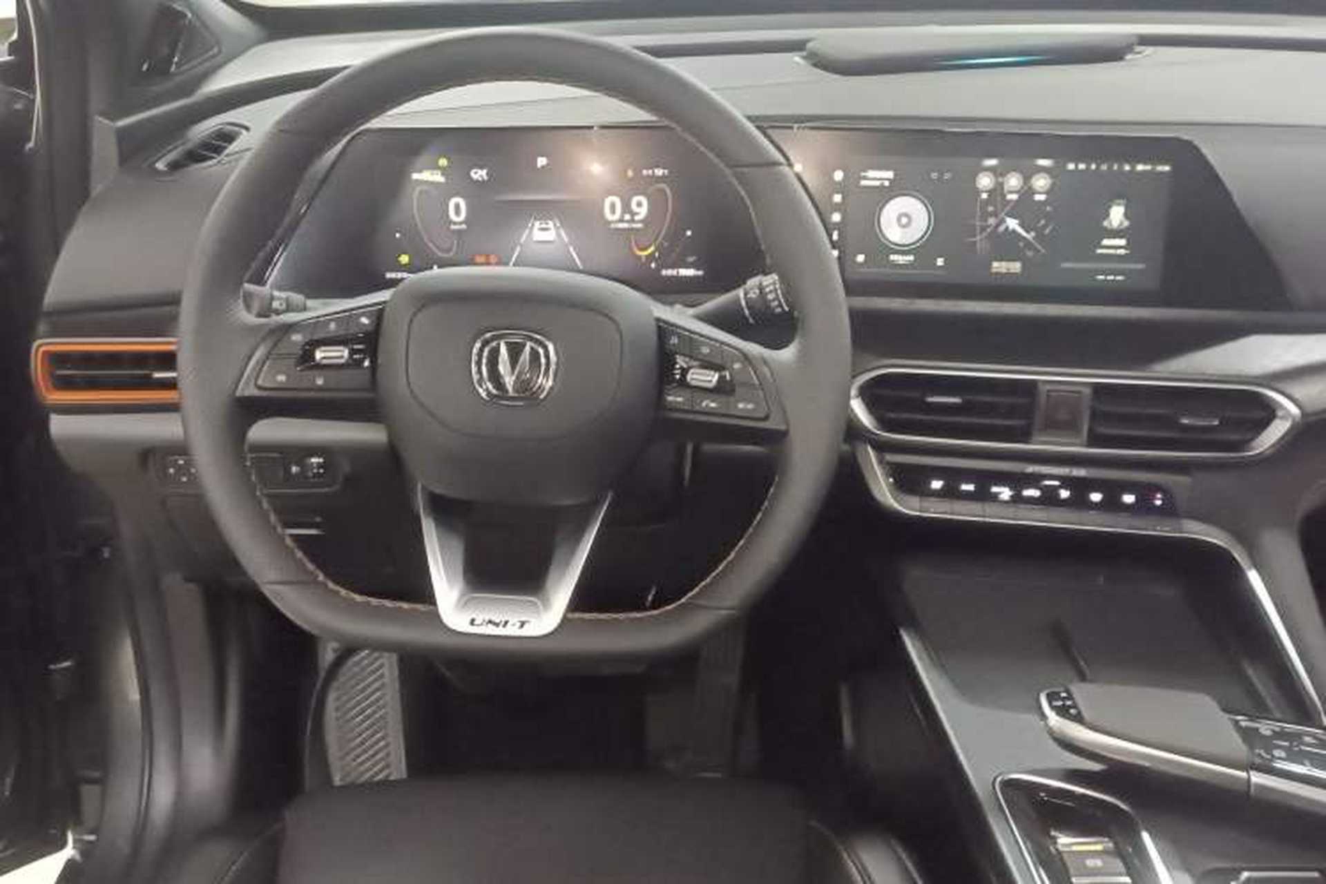 Used CHANGAN UNI-T 2022 1.5T Luxury Edition Audio And AC Panel