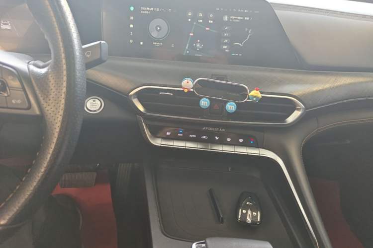 Used CHANGAN UNI-T 2022 1.5T Prestige Version Audio And AC Panel