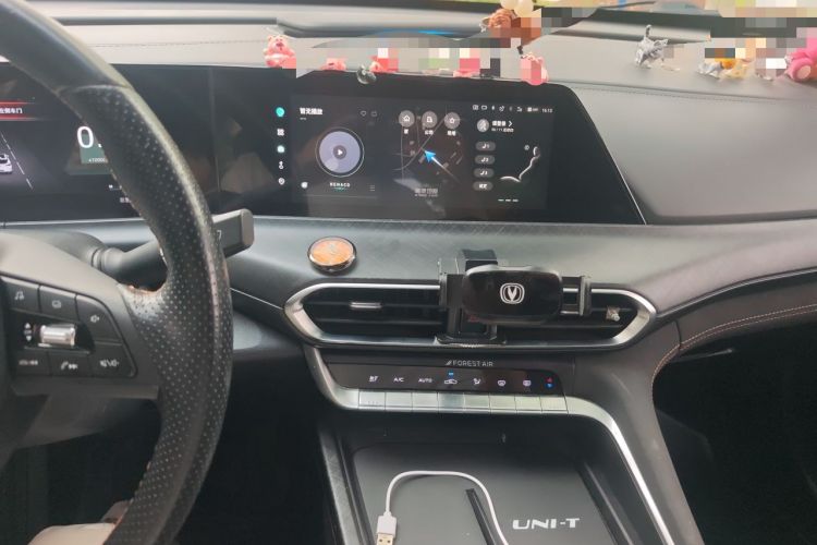 Used CHANGAN UNI-T 2022 1.5T Prestige Version Audio And AC Panel