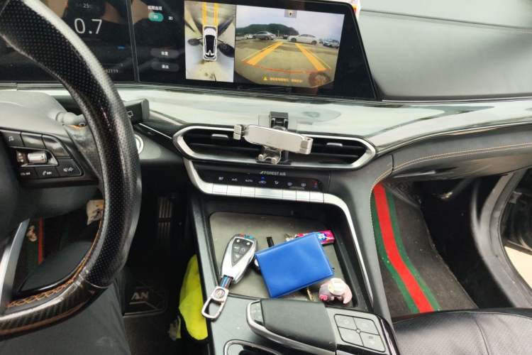 Used CHANGAN UNI-T 2022 1.5T Sport Edition Flagship Version Audio And AC Panel