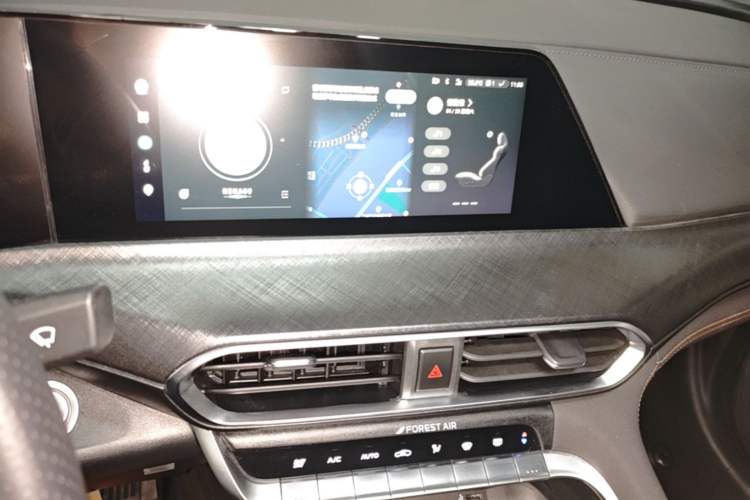 Used CHANGAN UNI-T 2022 1.5T Prestige Version Audio And AC Panel