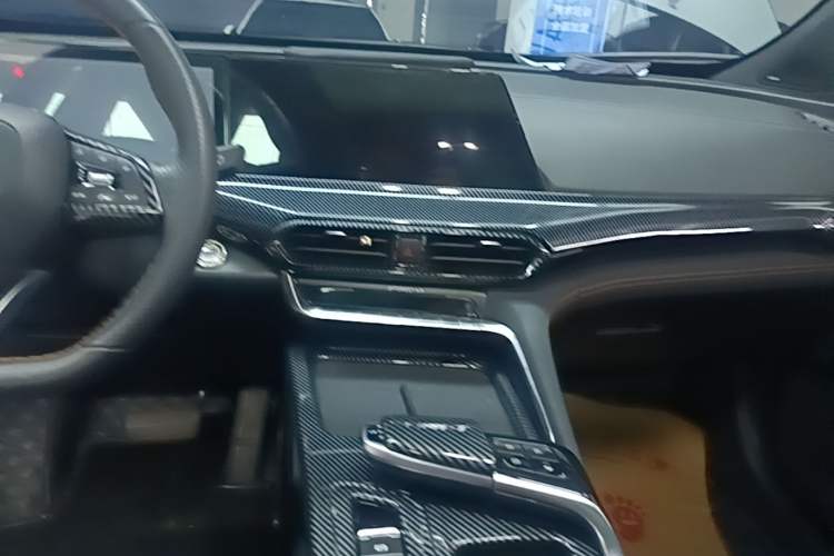 Used CHANGAN UNI-T 2022 1.5T Flagship Edition Audio And AC Panel