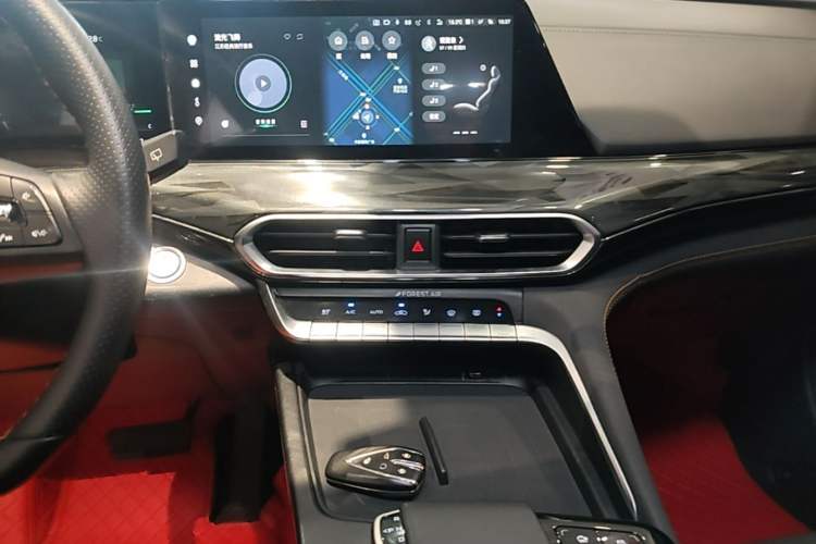 Used CHANGAN UNI-T 2022 1.5T Flagship Edition Audio And AC Panel