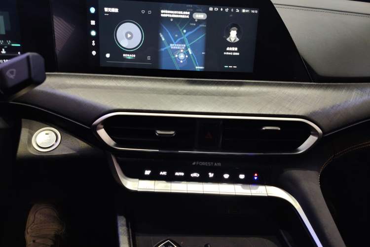 Used CHANGAN UNI-T 2022 1.5T Luxury Edition Audio And AC Panel