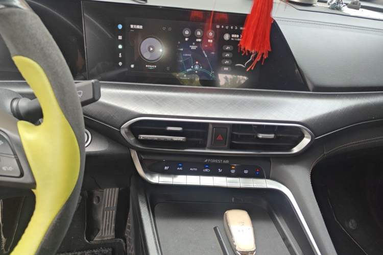 Used CHANGAN UNI-T 2022 1.5T Prestige Version Audio And AC Panel