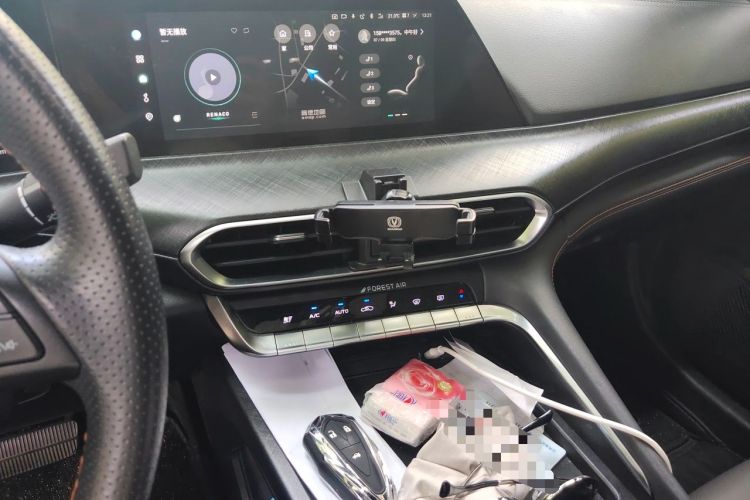 Used CHANGAN UNI-T 2022 1.5T Prestige Version Audio And AC Panel