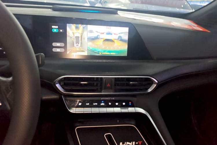 Used CHANGAN UNI-T 2022 1.5T Prestige Version Audio And AC Panel