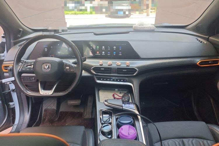 Used CHANGAN UNI-T 2022 1.5T Prestige Version Center Console