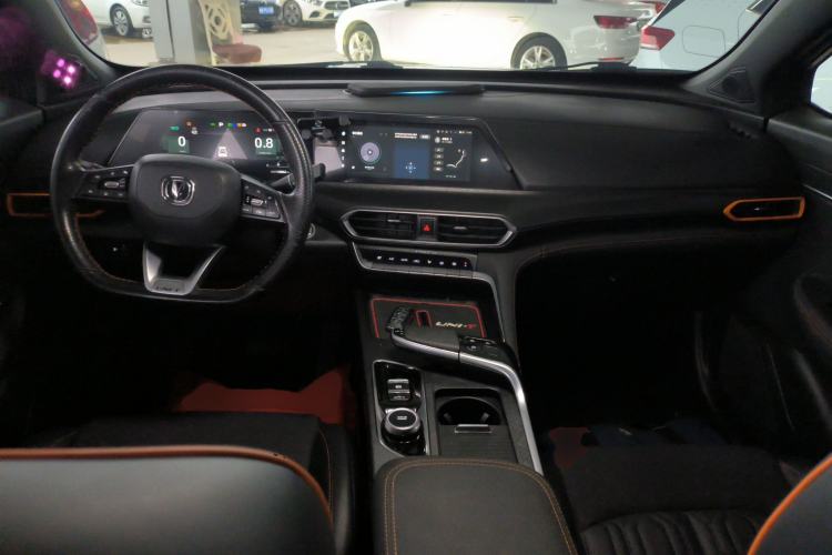 Used CHANGAN UNI-T 2022 1.5T Prestige Version Center Console