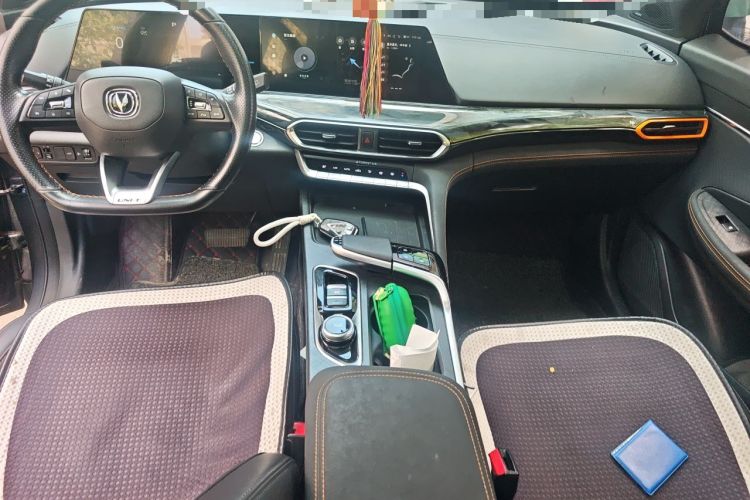 Used CHANGAN UNI-T 2022 1.5T Flagship Edition Center Console
