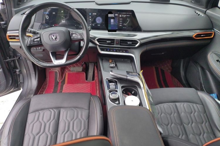 Used CHANGAN UNI-T 2022 2.0T Flagship Edition Center Console