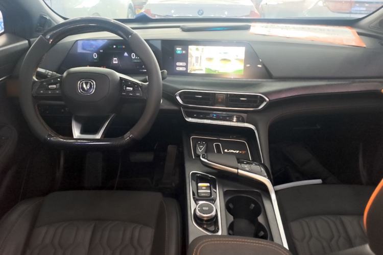 Used CHANGAN UNI-T 2022 1.5T Prestige Version Center Console