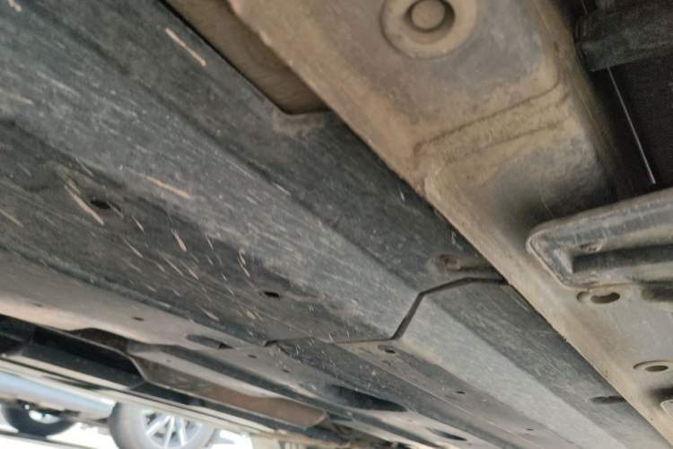 Used CHANGAN UNI-T 2022 1.5T Sport Edition Flagship Version Chassis Front