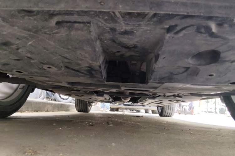 Used CHANGAN UNI-T 2022 1.5T Prestige Version Chassis Front