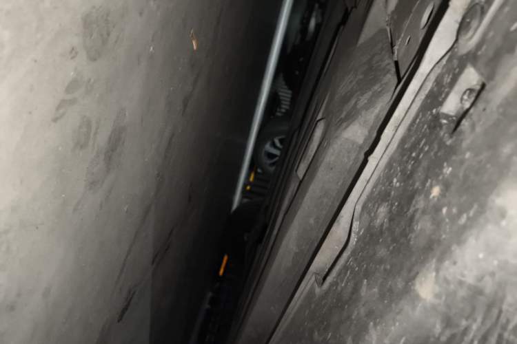 Used CHANGAN UNI-T 2022 1.5T Flagship Edition Chassis Front Left