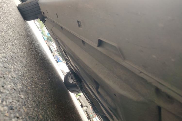 Used CHANGAN UNI-T 2022 1.5T Prestige Version Chassis Front Right