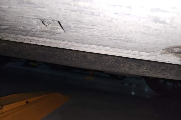 Used CHANGAN UNI-T 2022 1.5T Flagship Edition Chassis Front Right