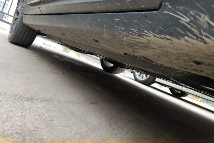 Used CHANGAN UNI-T 2022 1.5T Prestige Version Chassis Front Right