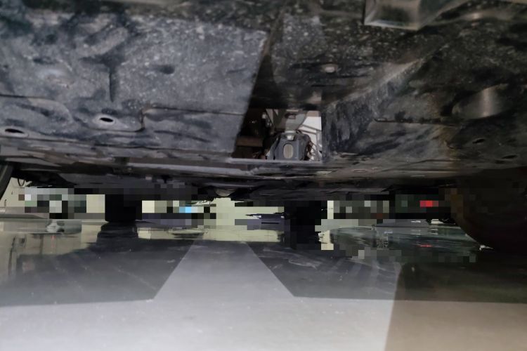 Used CHANGAN UNI-T 2022 1.5T Flagship Edition Chassis Front