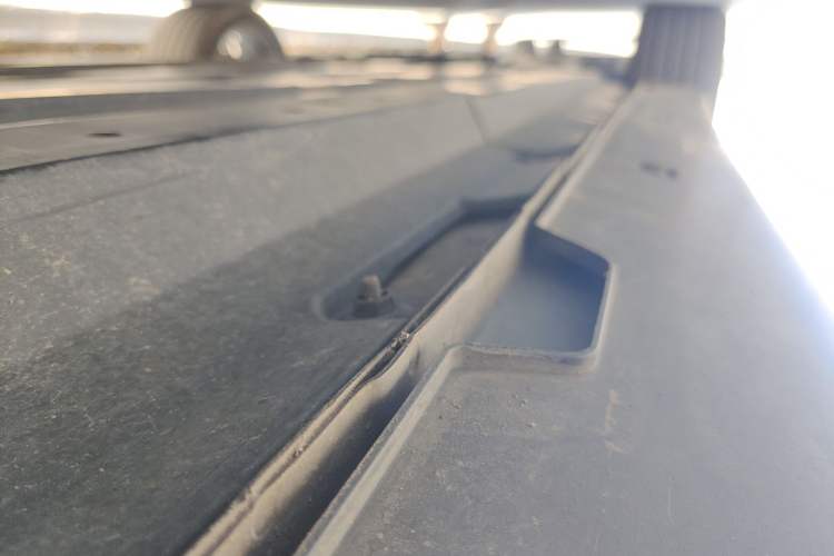 Used CHANGAN UNI-T 2022 2.0T Prestige Version Chassis Rear Left
