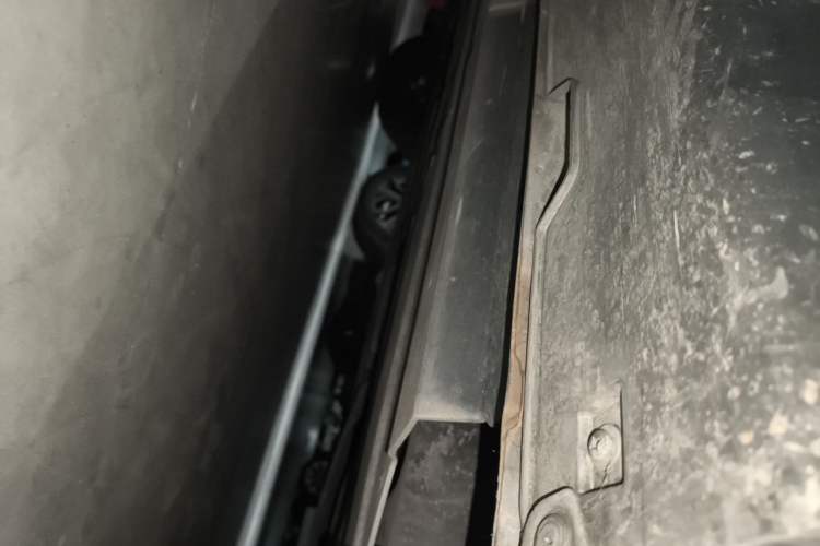 Used CHANGAN UNI-T 2022 1.5T Flagship Edition Chassis Rear Left