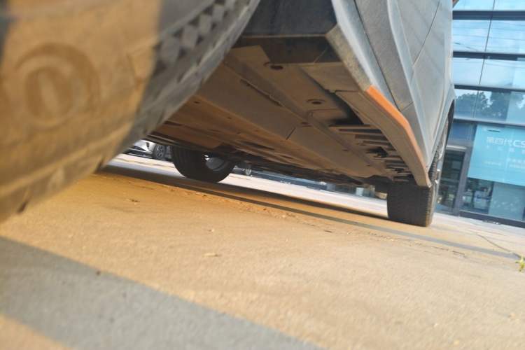 Used CHANGAN UNI-T 2022 1.5T Flagship Edition Chassis Rear Right