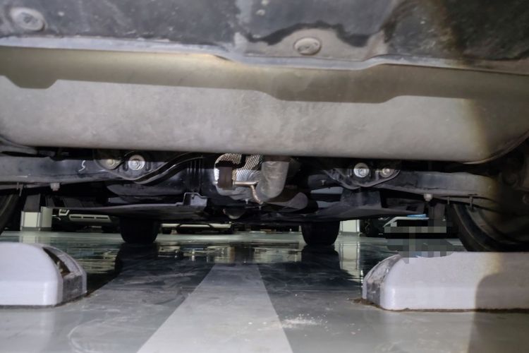 Used CHANGAN UNI-T 2022 1.5T Flagship Edition Chassis Rear