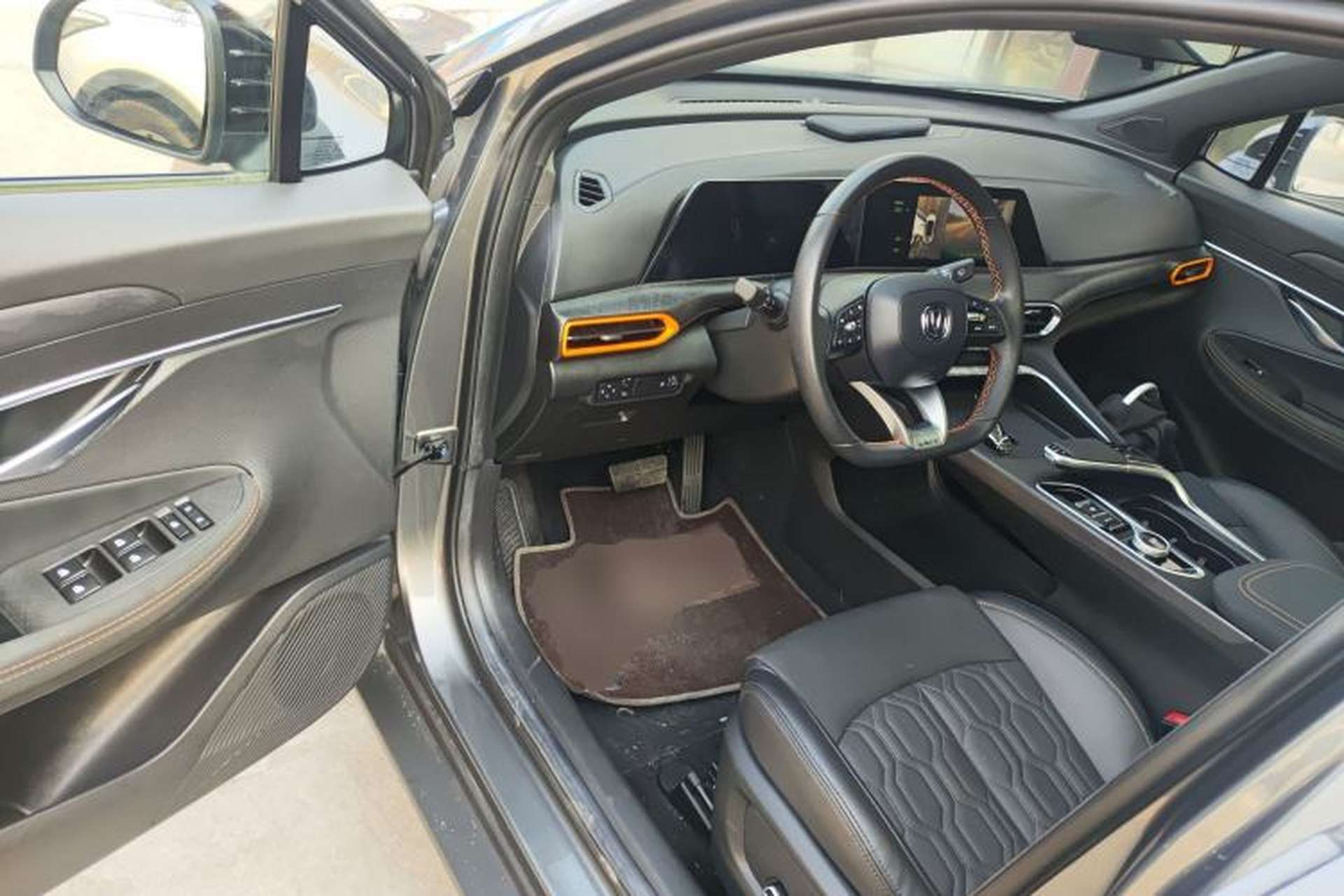 Used CHANGAN UNI-T 2022 1.5T Prestige Version Driver Seat