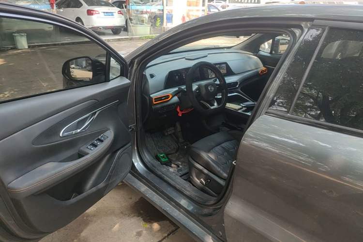 Used CHANGAN UNI-T 2022 1.5T Prestige Version Driver Seat