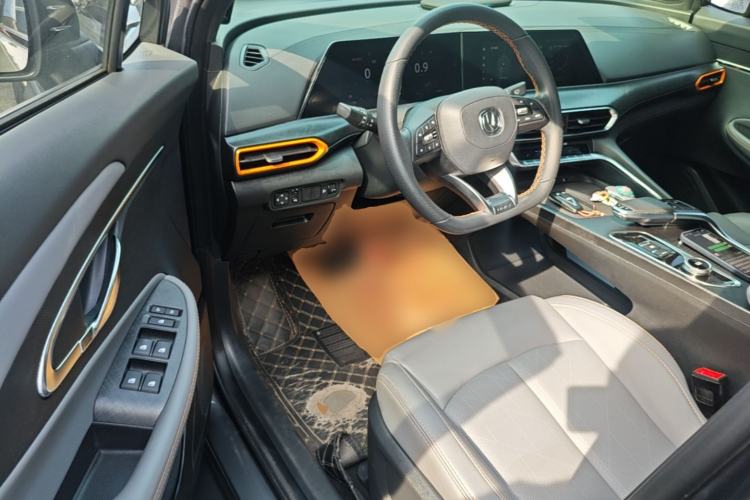 Used CHANGAN UNI-T 2022 1.5T Prestige Version Driver Seat