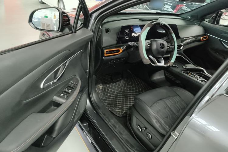 Used CHANGAN UNI-T 2022 1.5T Sport Edition Flagship Version Driver Seat