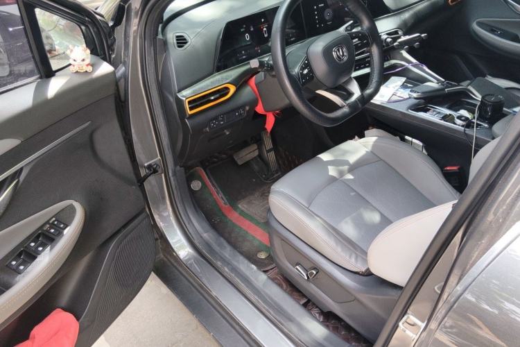 Used CHANGAN UNI-T 2022 1.5T Prestige Version Driver Seat