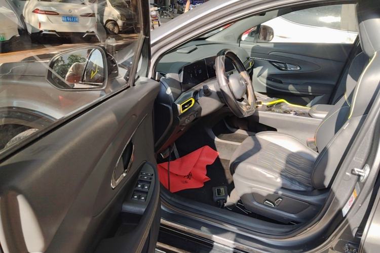 Used CHANGAN UNI-T 2022 1.5T Sport Edition Premium Version Driver Seat