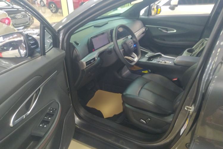 Used CHANGAN UNI-T 2022 1.5T Excellence Model Driver Seat