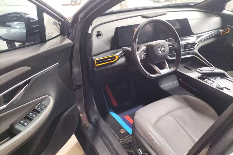 Used CHANGAN UNI-T 2022 1.5T Flagship Edition Driver Seat