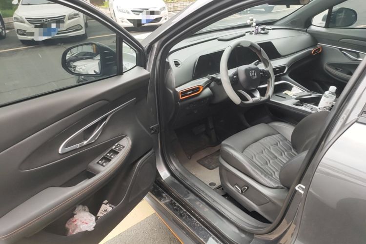 Used CHANGAN UNI-T 2022 1.5T Prestige Version Driver Seat
