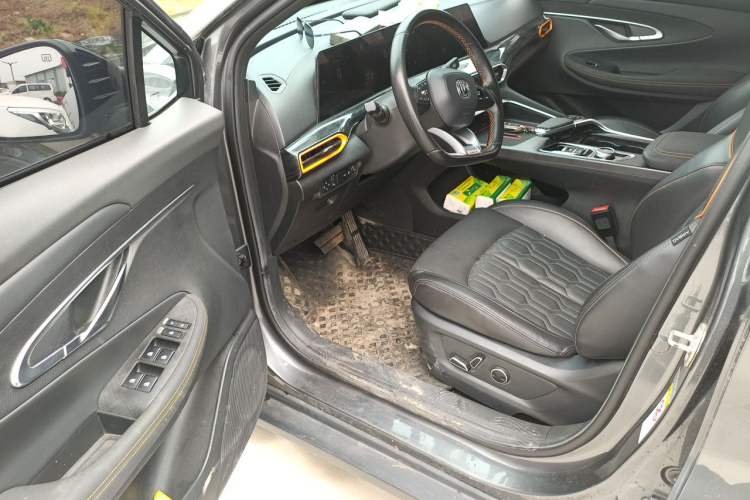 Used CHANGAN UNI-T 2022 1.5T Flagship Edition Driver Seat