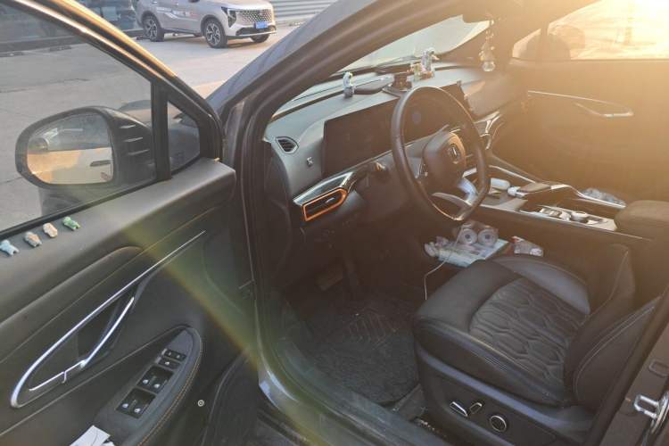 Used CHANGAN UNI-T 2022 1.5T Flagship Edition Driver Seat