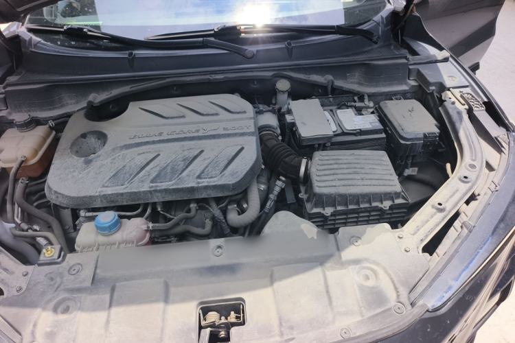 Used CHANGAN UNI-T 2022 1.5T Prestige Version Engine Bay