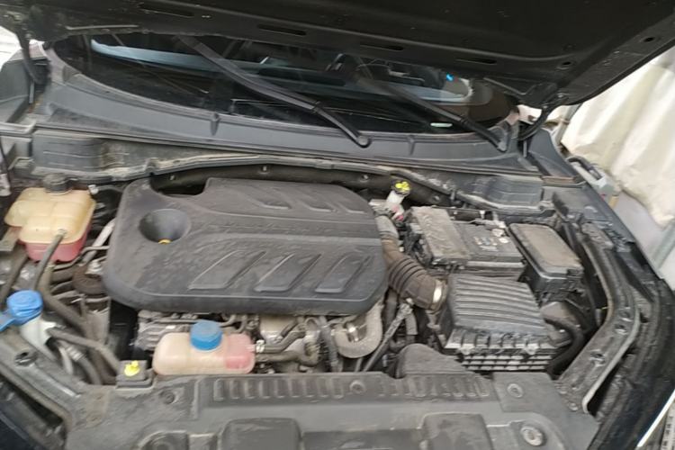Used CHANGAN UNI-T 2022 1.5T Luxury Edition Engine Bay