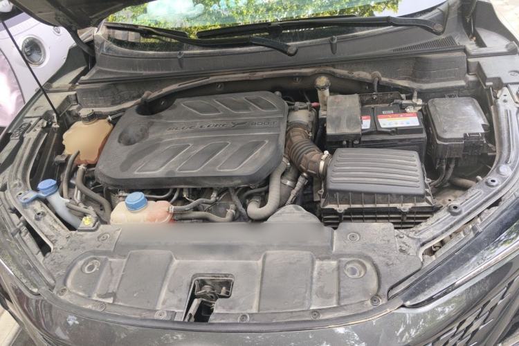 Used CHANGAN UNI-T 2022 1.5T Prestige Version Engine Bay