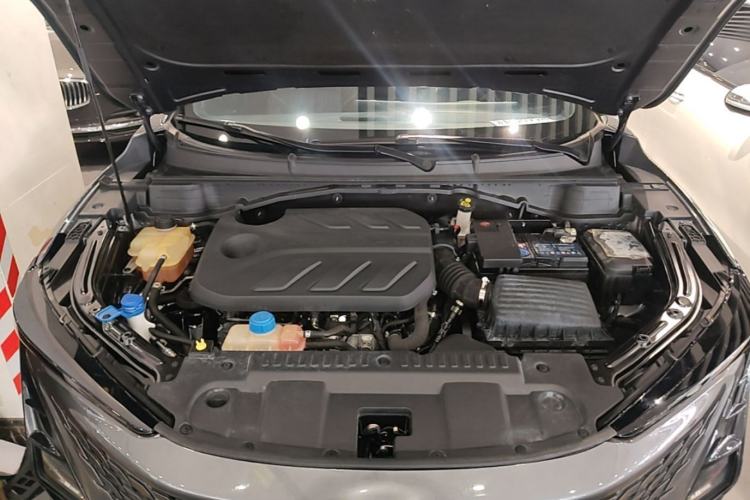 Used CHANGAN UNI-T 2022 1.5T Flagship Edition Engine Bay