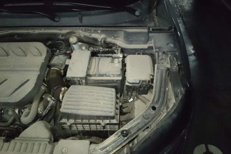 Used CHANGAN UNI-T 2022 1.5T Sport Edition Premium Version Engine Bay Left